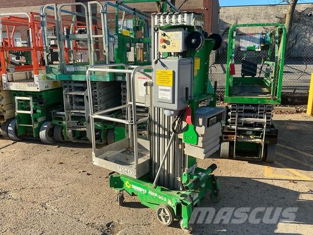 Genie AWP-30S Plataformas elevatórias verticais
