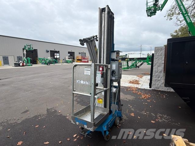 Genie AWP-40S Plataformas de Mastro Vertical