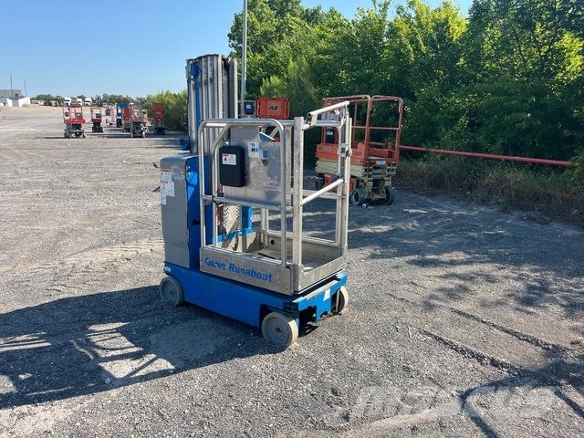 Genie GR-20 Vertical mast lifts