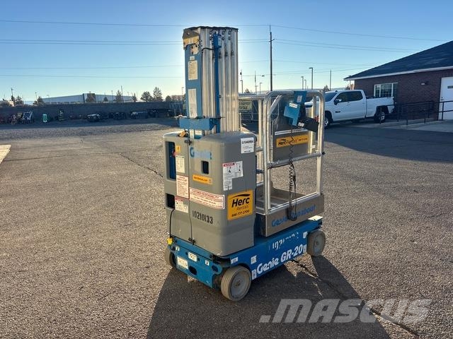 Genie GR-20 Plataformas de Mastro Vertical