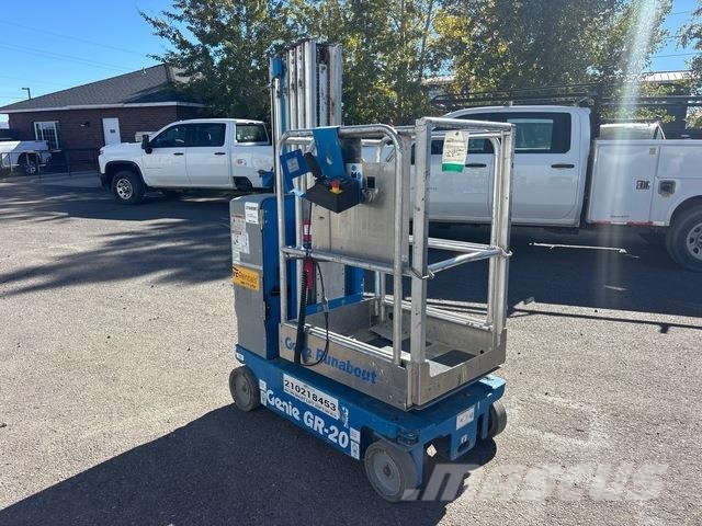 Genie GR-20 Plataformas de Mastro Vertical