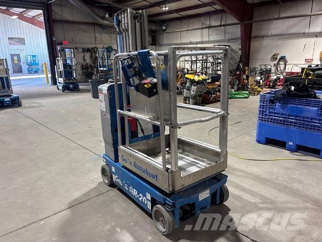 Genie GR-20 Plataformas de Mastro Vertical
