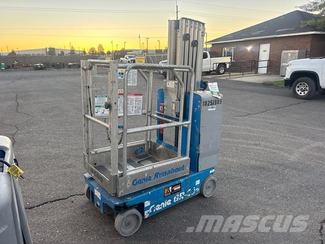 Genie GR-20 Vertical mast lifts
