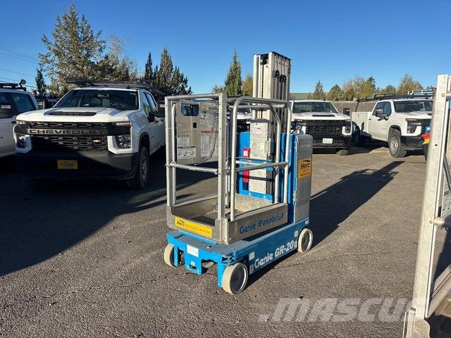 Genie GR-20 Vertical mast lifts
