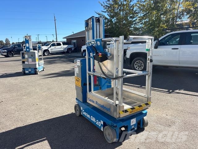 Genie GR-20 Vertical mast lifts