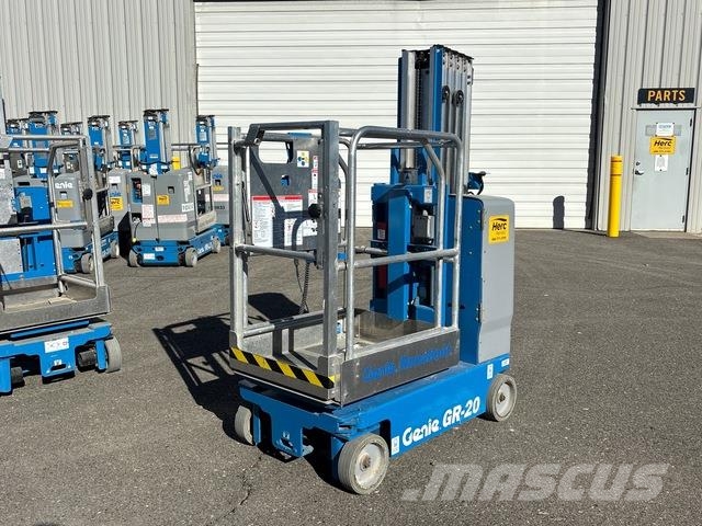 Genie GR-20 Plataformas con jaula de elevación
