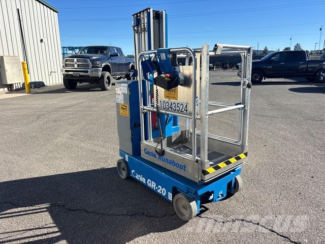 Genie GR-20 Vertical mast lifts