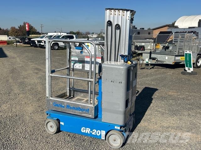 Genie GR-20 Vertikālie pacēlāji