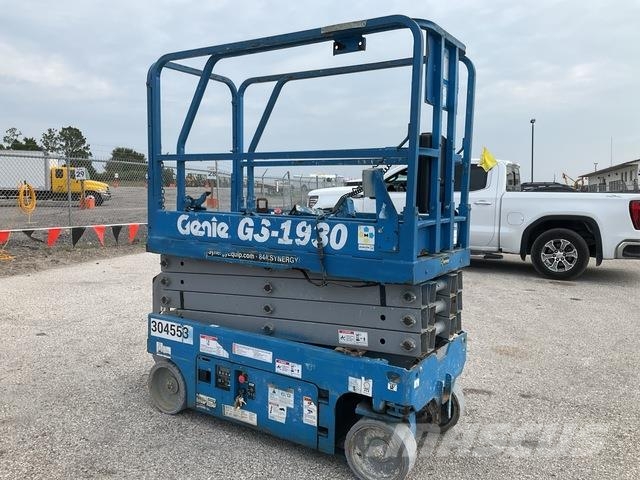 Genie GS-1930 Scissor lifts