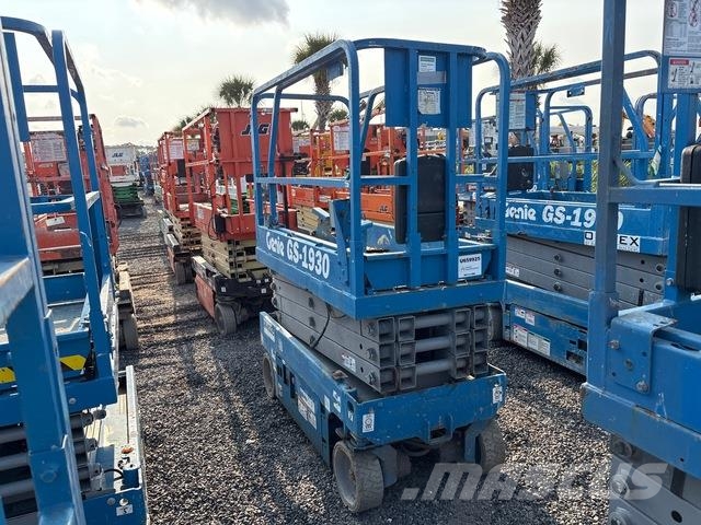 Genie GS-1930 Scissor lifts