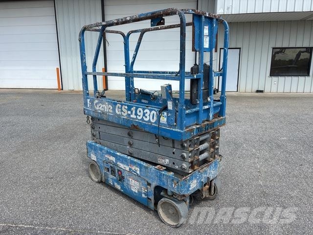 Genie GS-1930 Scissor lifts