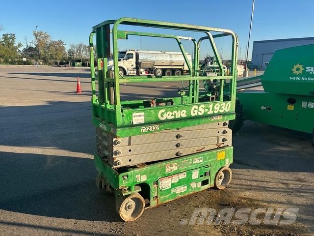 Genie GS-1930 シザースリフト