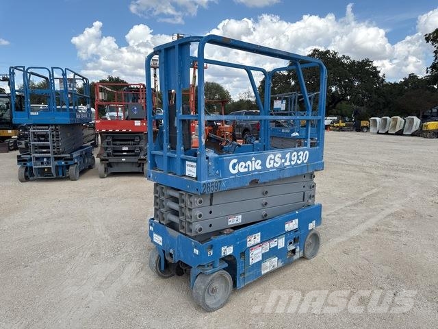Genie GS-1930 Scissor lifts