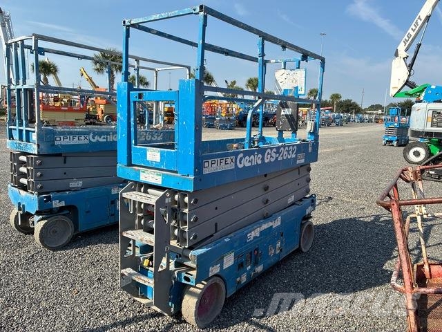 Genie GS-2632 Scissor lifts