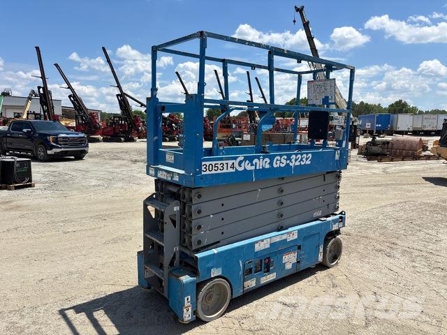 Genie GS-3232 Elevadores de tesoura