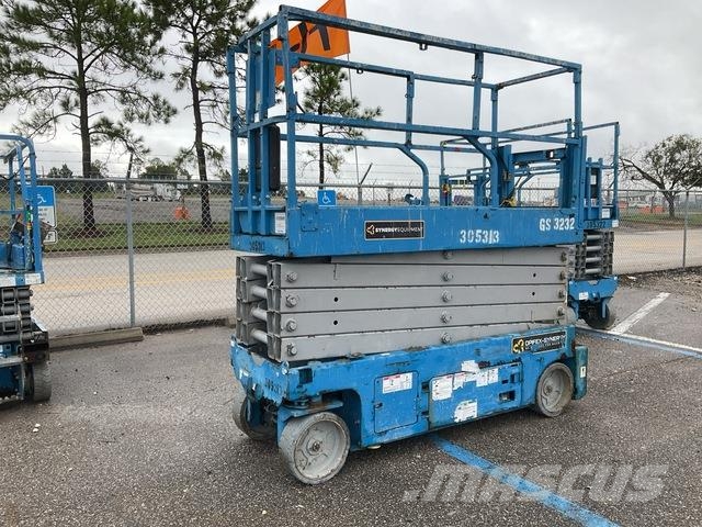 Genie GS-3232 Elevadores de tesoura