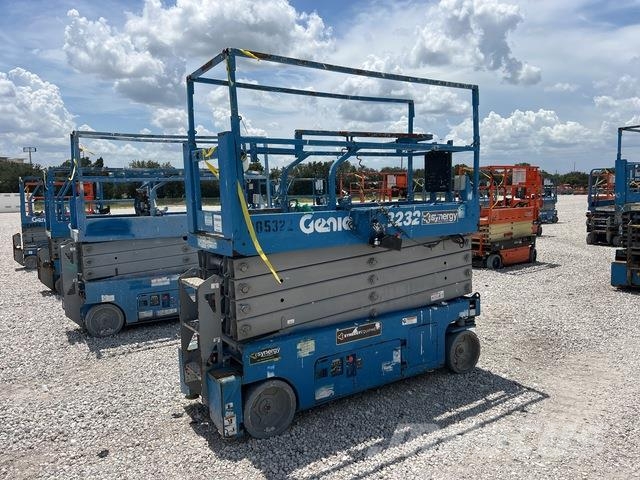 Genie GS-3232 Elevadores de tesoura