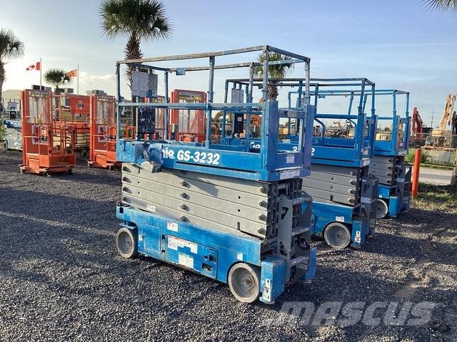Genie GS-3232 Scissor lifts