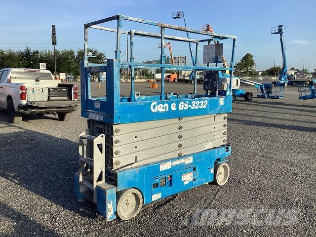Genie GS-3232 Scissor lifts