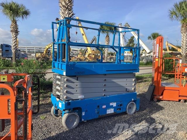 Genie GS-3232 Scissor lifts