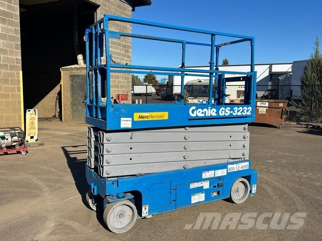 Genie GS-3232 Nožnicové zdvíhacie plošiny