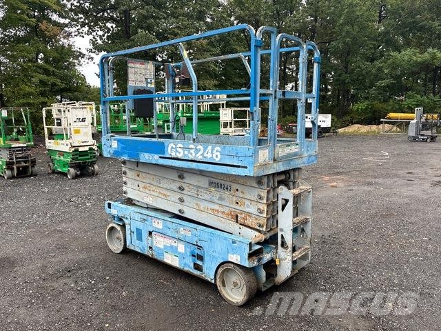 Genie GS-3246 Scheren-Arbeitsbühnen