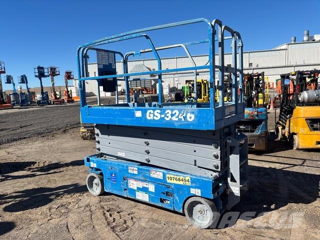 Genie GS-3246 가위형 리프트