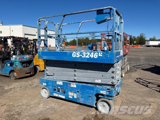 Genie GS-3246 가위형 리프트