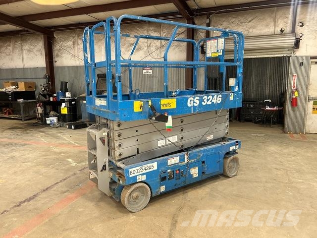 Genie GS-3246 Scissor lifts