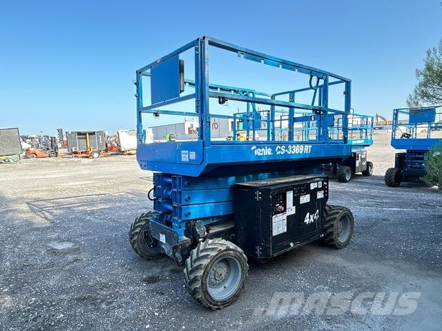 Genie GS-3369RT Saxliftar