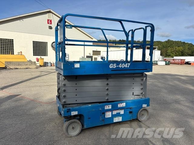 Genie GS-4047 Scheren-Arbeitsbühnen