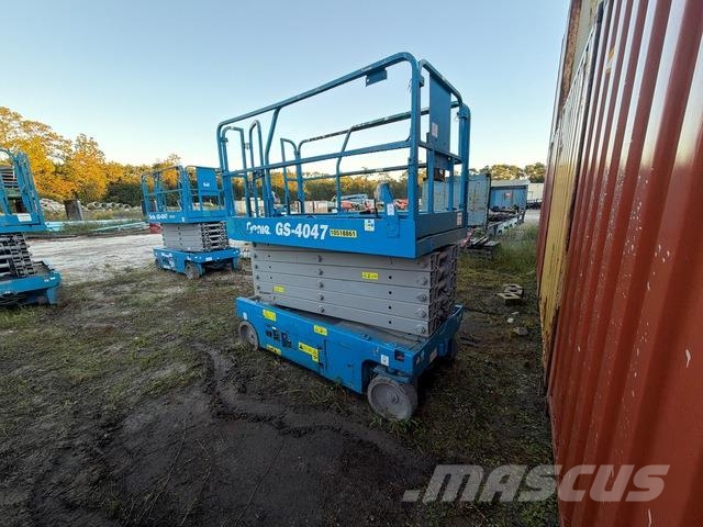 Genie GS-4047 剪式升降機
