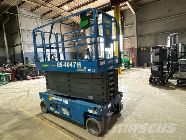 Genie GS-4047 Scissor lifts