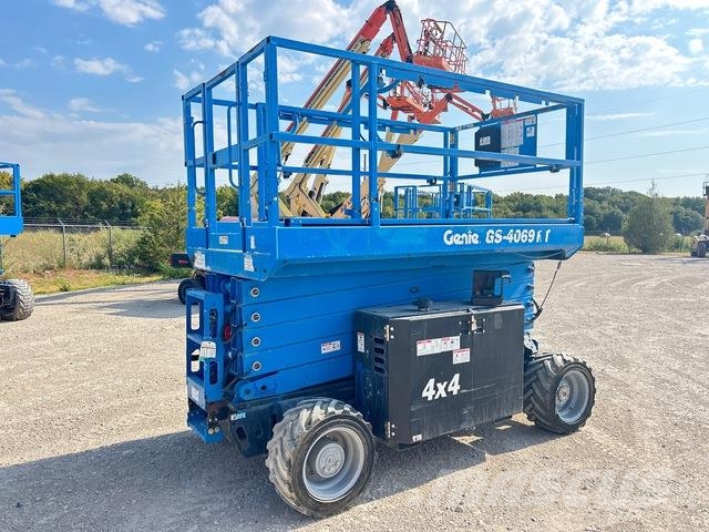 Genie GS-4069 RT Schaarhoogwerkers