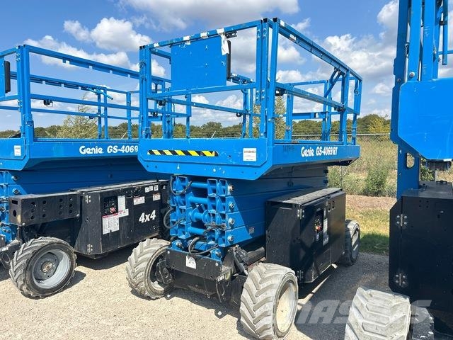 Genie GS-4069 RT シザースリフト