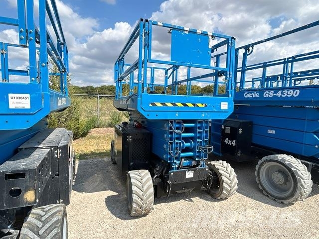 Genie GS-4069 RT Schaarhoogwerkers