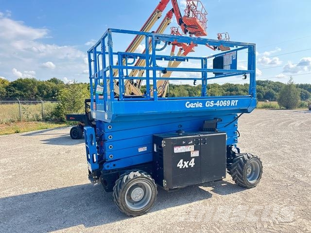Genie GS-4069 RT Schaarhoogwerkers