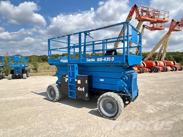 Genie GS-4390 Schaarhoogwerkers