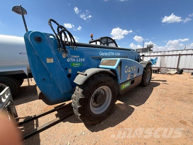 Genie GTH-1256 Chariot télescopique