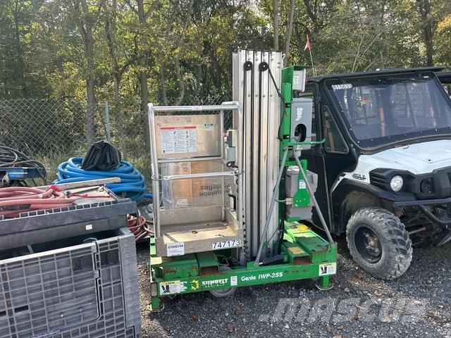 Genie IWP-25S Вертикальні щоглові підйомники