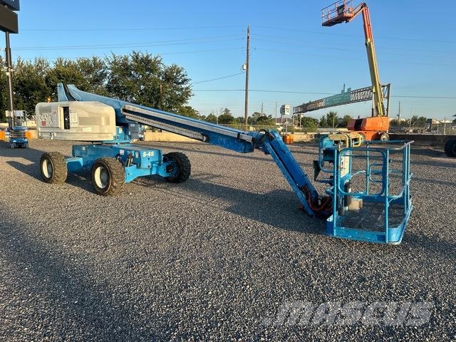 Genie S-45 Teleszkópos emelők