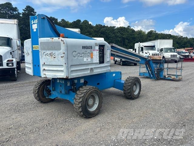 Genie S-45 Teleskop bomliftar