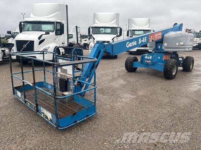 Genie S-45 Teleszkópos emelők