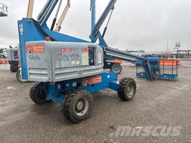 Genie S-45 Teleszkópos emelők