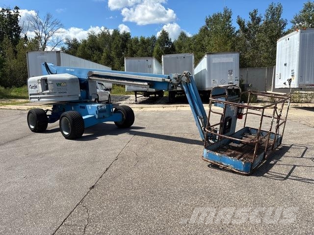 Genie S-45 Telescopic boom lifts