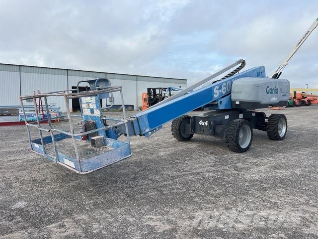 Genie S-60X Teleskopske podizne platforme