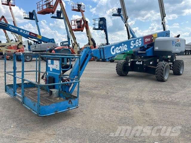 Genie S-65 Piattaforme a braccio telescopico