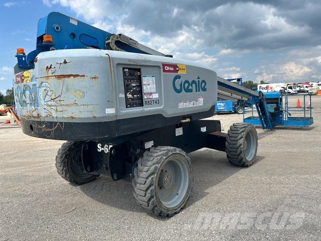 Genie S-65 Piattaforme a braccio telescopico