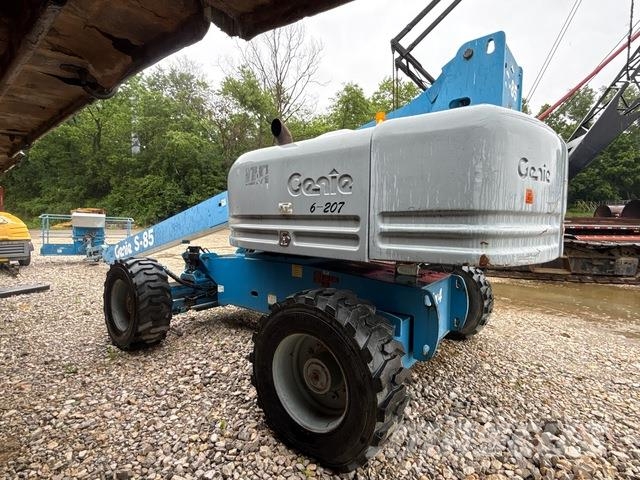 Genie S-85 Телескопічні підйомники