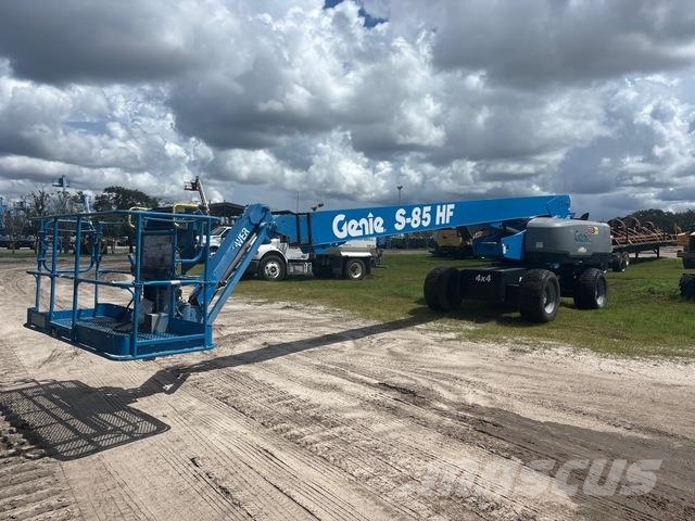 Genie S-85 HF Piattaforme a braccio telescopico